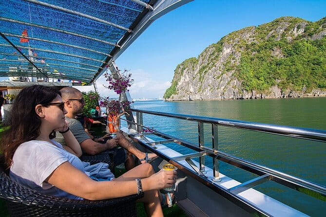Ambassador Dinner Cruise with Live Music, Firework and Luxe - Ha Long City lights and Bai Chay Bridge