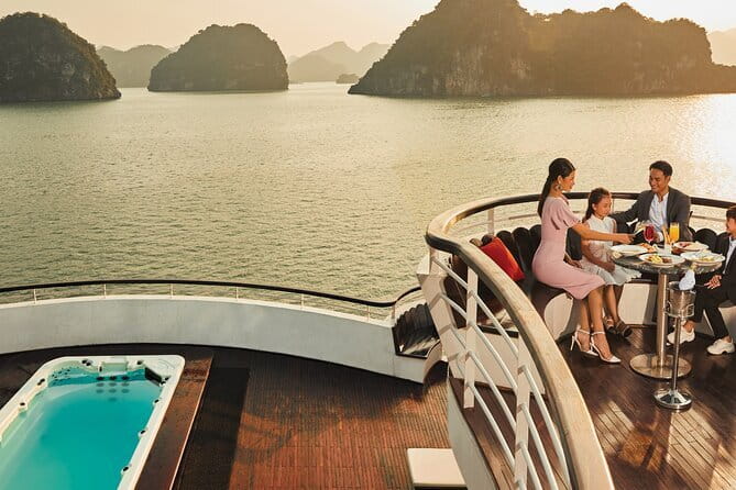 Ambassador Dinner Cruise with Live Music, Firework and Luxe - Live band, DJ, and dancers from 7:45 pm