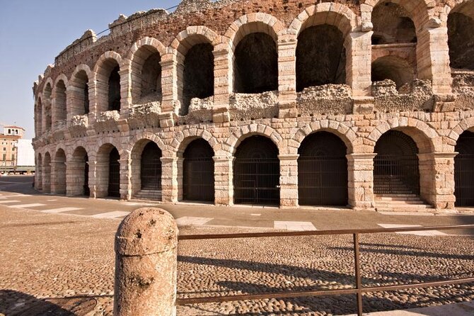 Arena di Verona Opera - Ticket + 1h City guided walking tour - Gate 7 and the 5:40 PM start