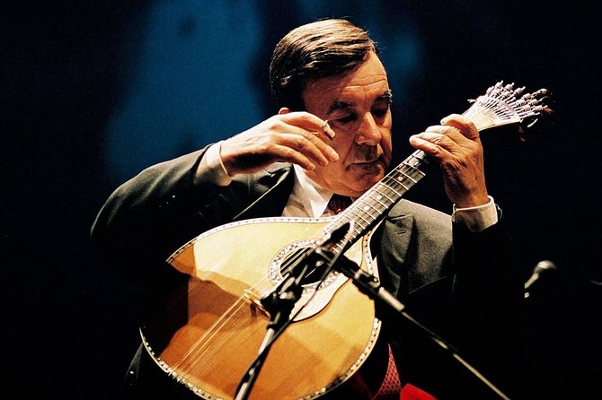 Authentic Alfama Experience: Fado Music and Cultural Walking Tour - Dinner at Guitarras de Lisboa