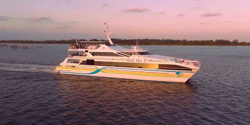 Bali/Benoa: Sunset Dinner Cruise with Show and Live Music - Key points to know before booking