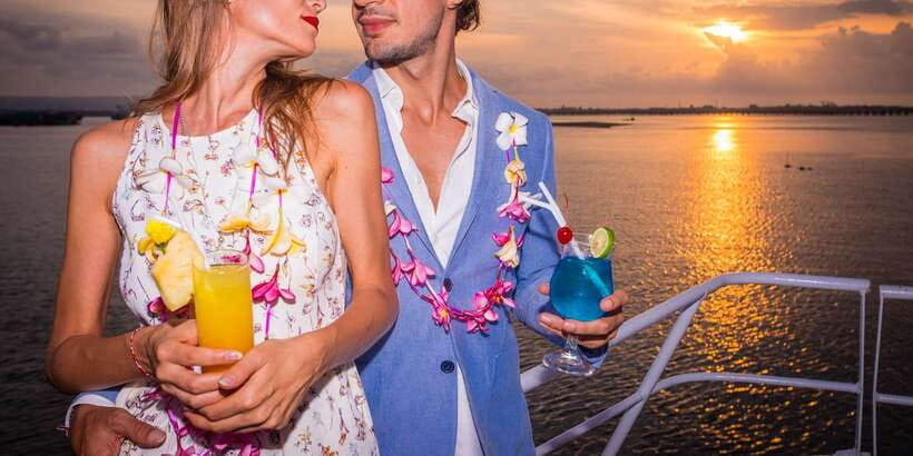 Bali/Benoa: Sunset Dinner Cruise with Show and Live Music - A sunset evening from Benoa Harbor