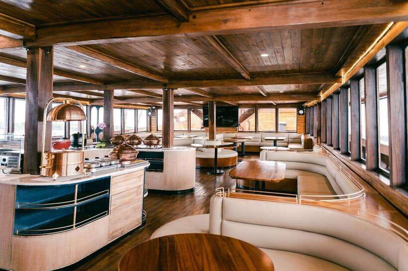 Bali Phinisi Cruise: Sunset Dinner with Live Music & Buffet - Key points to know before booking