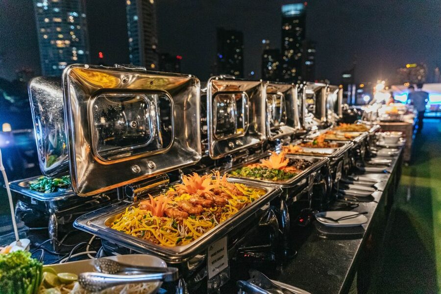 Bangkok: Alangka Luxury Buffet Dinner Cruise With Live Music - Is the $31 price good value?