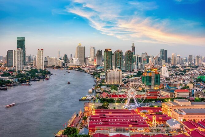 Bangkok Dinner Cruise with Intl Buffet, Live Music & Hotel Pickup - Key points at a glance