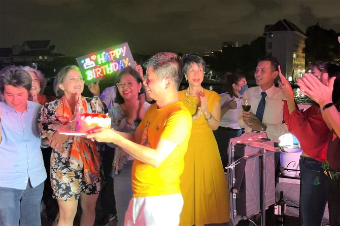 Bangkok Dinner Cruise with Intl Buffet, Live Music & Hotel Pickup - What the two-hour dinner cruise includes