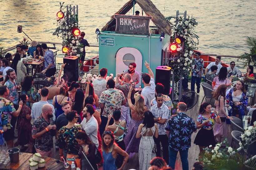 Bangkok: Party Boat Cruise with DJ and Live Music - Clothing, identification, and comfort