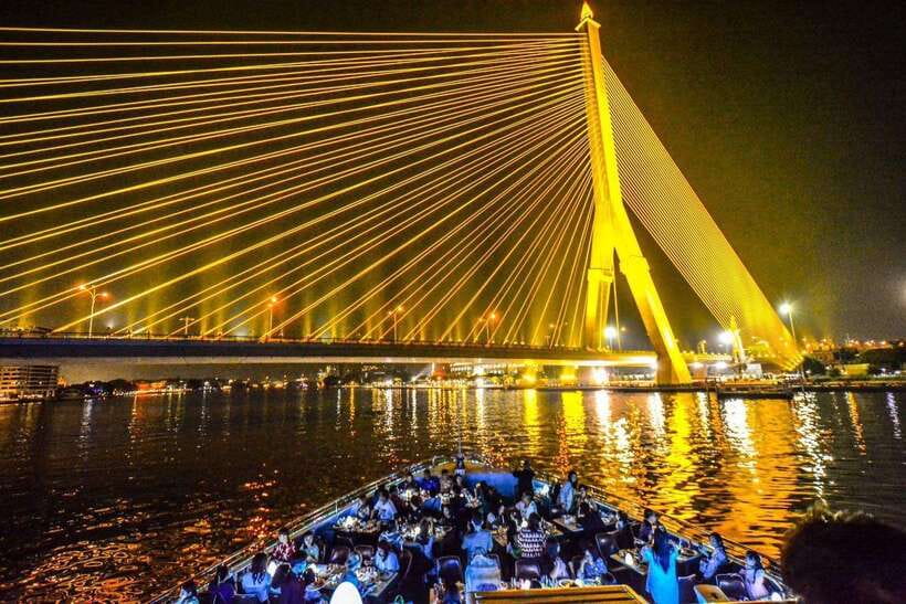 Bangkok: Royal Princess River Dinner Cruise with Live Music - Starting at Asiatique, Bangkok’s evening river hub