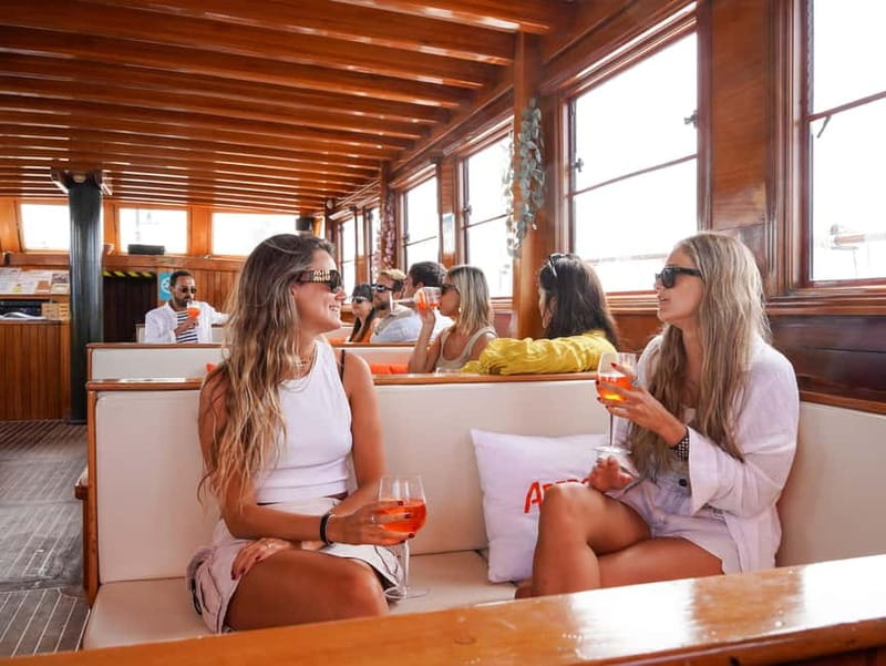 Barcelona: Sunset Sailing Cruise with Live Music - Choosing a seat for views and comfort