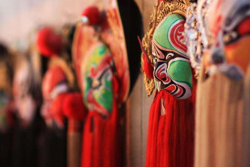 Beijing: Traditional Cultural Show Peking Opera Tickets - Getting to the theater and collecting your ticket