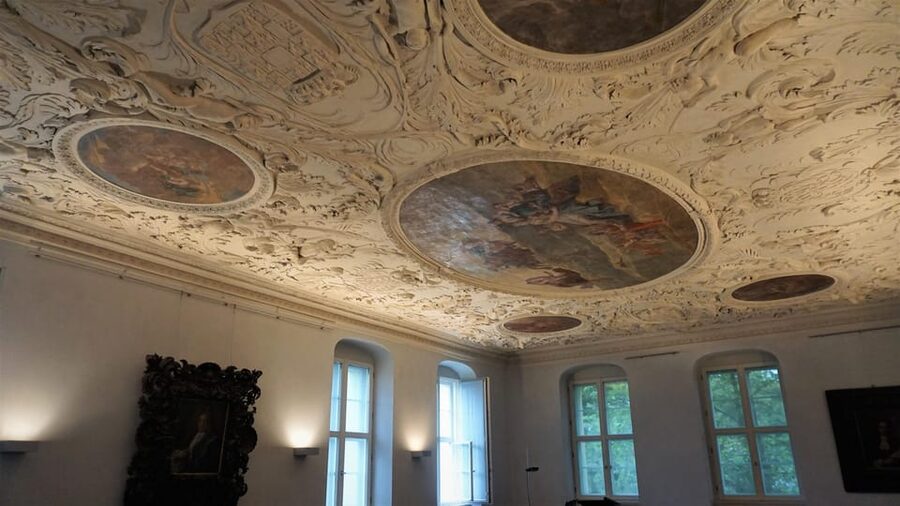 Berlin: Classical concerts in Köpenick Palace - Aurora Hall - Music in Köpenick Palace’s Aurora Hall