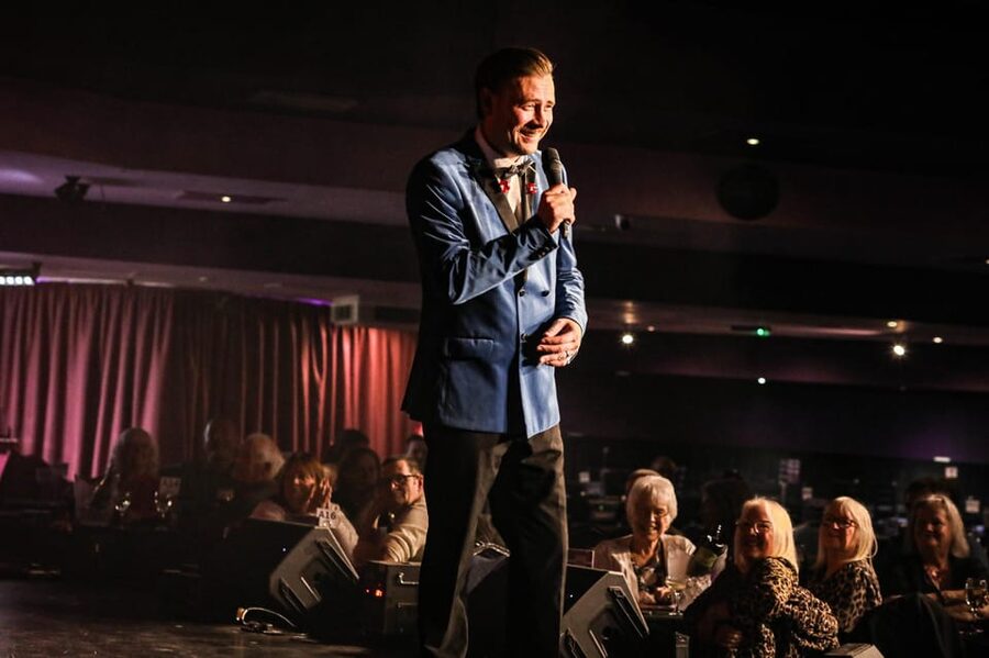 Blackpool: The Jersey Beats - Oh What A Nite! Music Show - Meeting the four vocalists