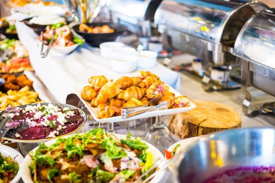 Bonn: Sunday Brunch Buffet with Cologne live music - Key points to know before booking
