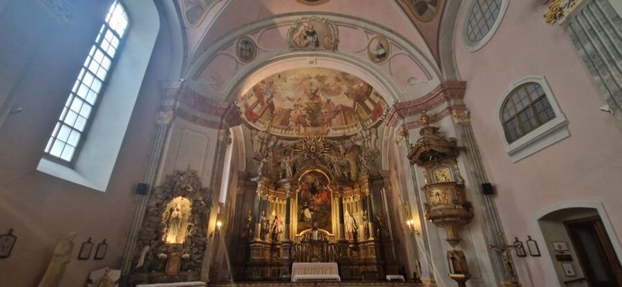 Budapest: Classical Music Concert in St. Michael's Church - How to fit the concert into your evening