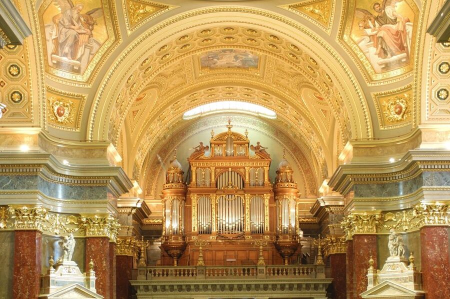 Budapest: Classical Music Concerts in St Stephen's Basilica - The Ave Maria, Air, and Alleluja program