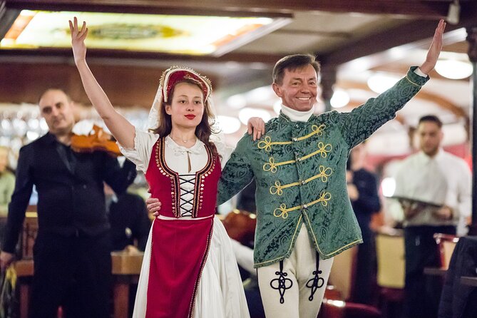Budapest Danube Cruise and Dinner Options, Live Music and Dance - Parliament, Buda Castle, and the first great photographs