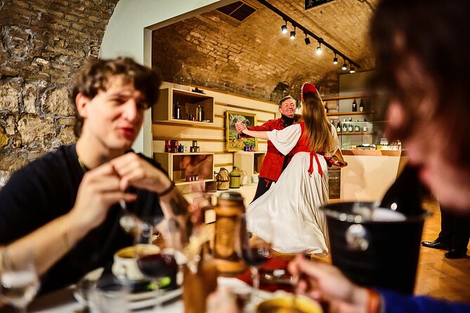 Budapest: Hungarian Folklore Dance Performance & Concert Ticket - What the evening is really like