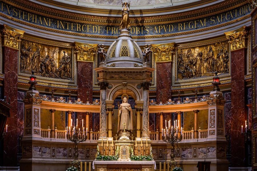 Budapest: St.Stephen's Basilica Grand Organ Concert Tickets - Who will enjoy this most?