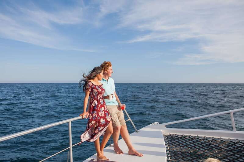 Cabo San Lucas: Sunset Cruise with Wine and Jazz - Setting out from Cabo San Lucas Bay