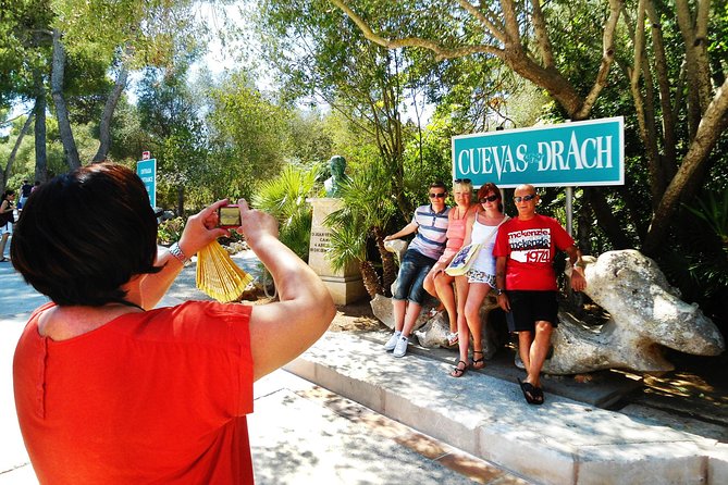 Caves of Drach Half-Day Tour with Boat Trip and Music Concert - The Majorica pearl stop and free time