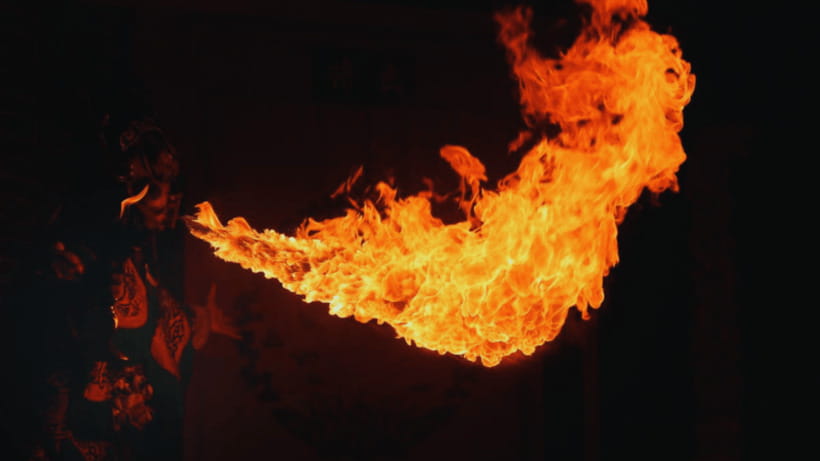Chengdu: Liyuan Theater Sichuan Opera Face-Changing Show - Fire-breathing and the rapid-fire variety acts
