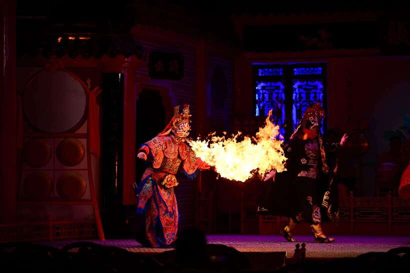 Chengdu: Sichuan Opera Show Ticket - Shu Feng Ya Yun - Choosing between VIP, Premium, and Standard seats