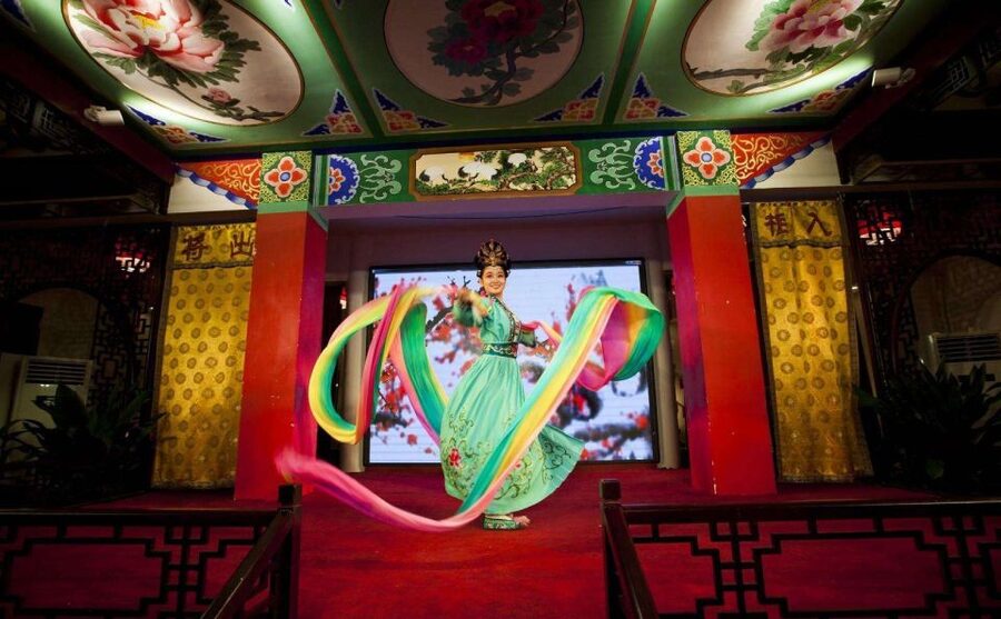 Chengdu: Sichuan Opera Shu Feng Yan Yun Evening Show Ticket - How to make the most of your visit