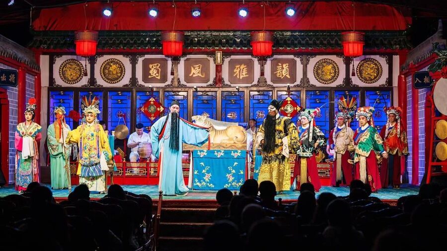 Chengdu: Sichuan Opera Shu Feng Yan Yun Evening Show Ticket - How the price compares with the experience