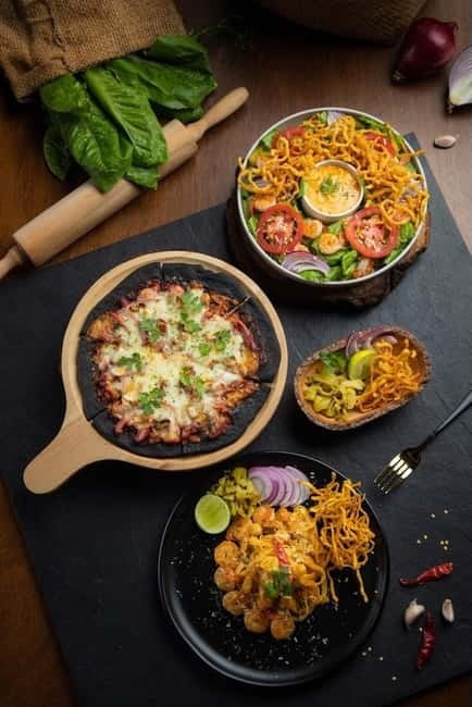 Chiang Mai: Moment's Notice Jazz Club F&B Packages - Food, drinks, and the useful spice warning