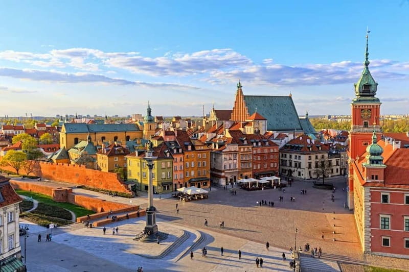 Chopin Tour in Warsaw with Skip-the-line Museum & Concert - Guide quality and the human side of the tour