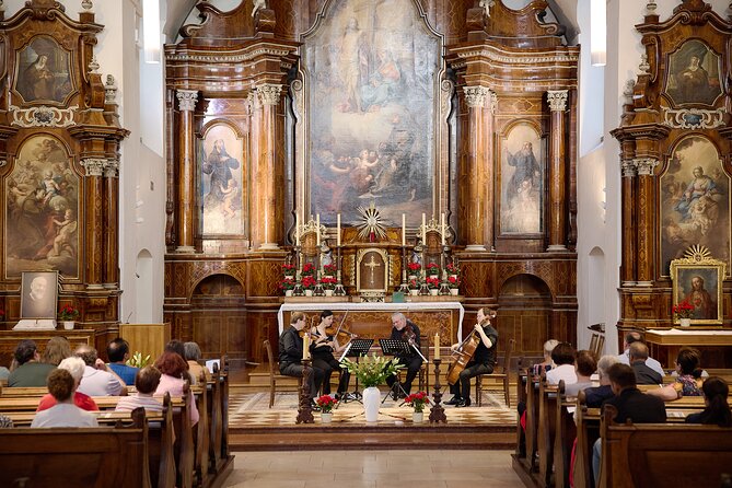 Christmas Concerts in Capuchin Church - Who will enjoy this Vienna concert most