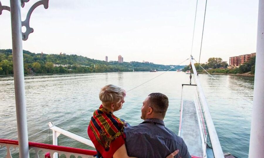 Cincinnati: Dixieland Jazz Brunch Cruise - Dixieland jazz and the mood onboard