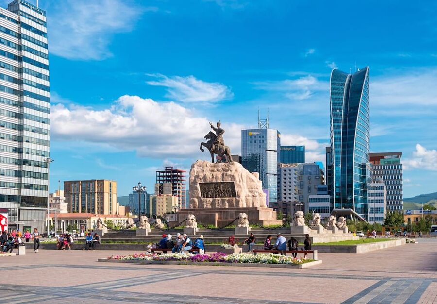 City tour all included, traditional music and dance concert - The optional Nomadic Legend performance