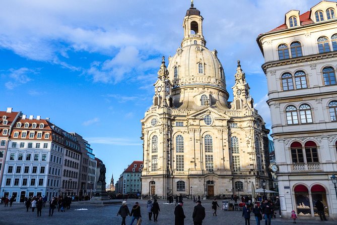 City tour (including visit to the Frauenkirche) and Semper Opera Tour - The one-hour lunch break makes the schedule manageable