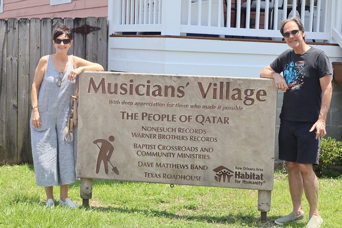 Citywide Driving Tour with Local Jazz Musician - Murals and photo stops that break up the drive