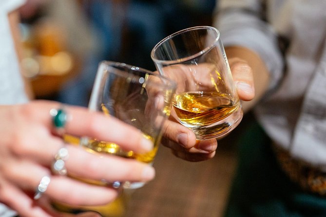 Classic Irish Pubs Private Tour of Dublin: Live Music, Beer and Nightlife - Live music is the heart of the evening