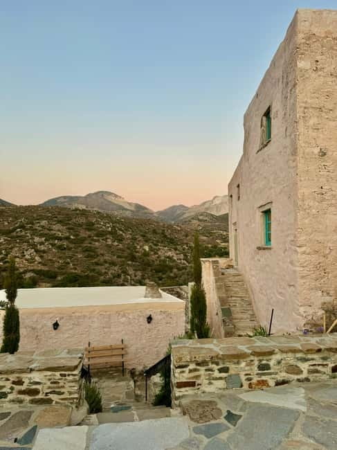 Classical guitar concert in a historic olive press - Arriving at the Venetian farm outside Naxos Town