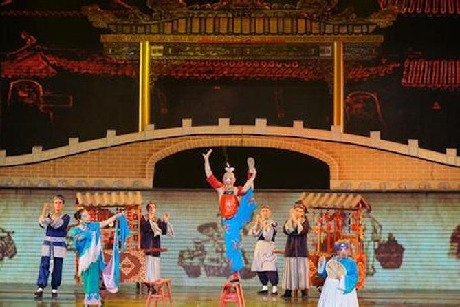 Classsic sichuan Opera at sichuan Provincial Theater - Finding Jinjiang Theater in Central Chengdu