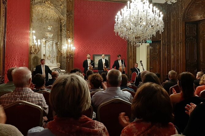 Concert at the Palais Schönborn-Batthyány by the Vienna Baroque Orchestra - Getting to the right palace