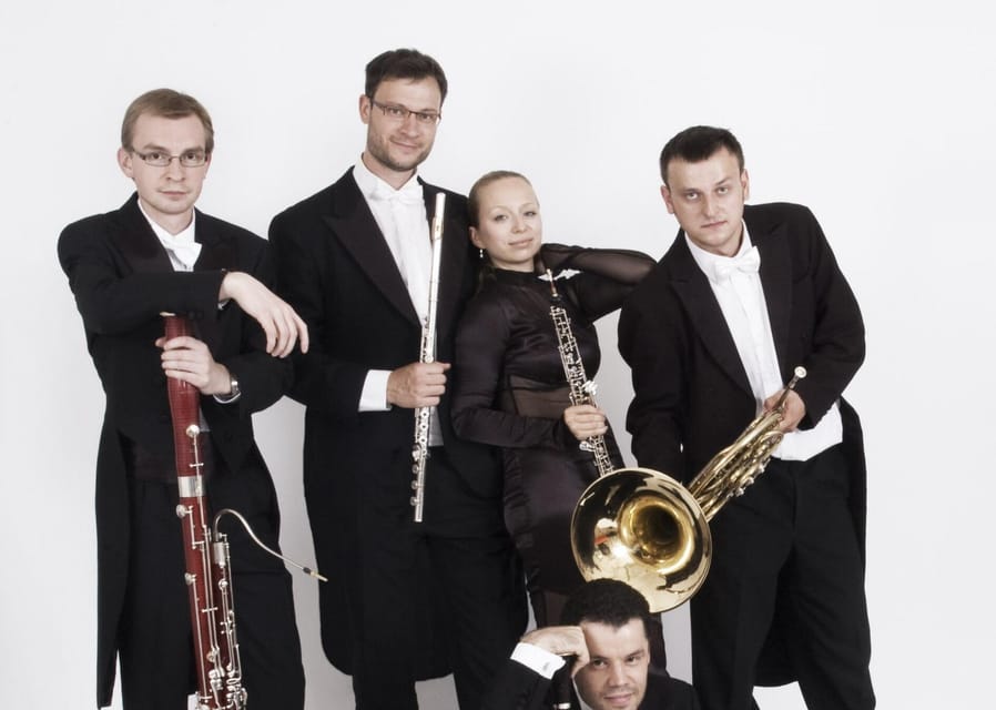 Concert in the Rudolfinum - MOZART, VIVALDI, SMETANA - Why Suk Hall changes the experience