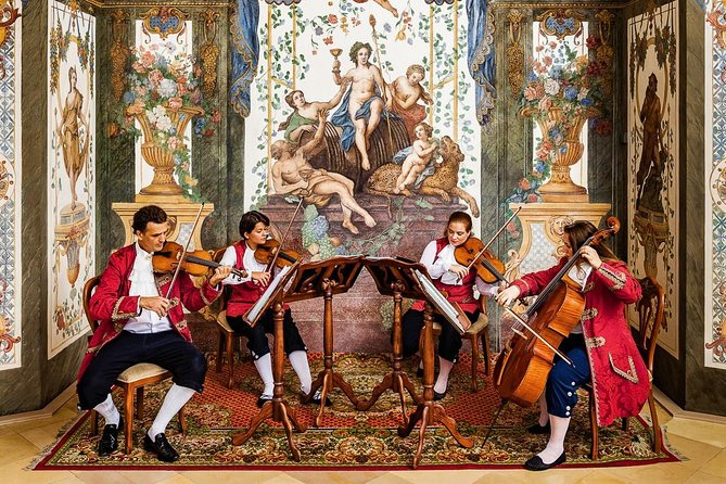 Concerts at Mozarthouse Vienna - Chamber Music concerts. - What the period costumes add
