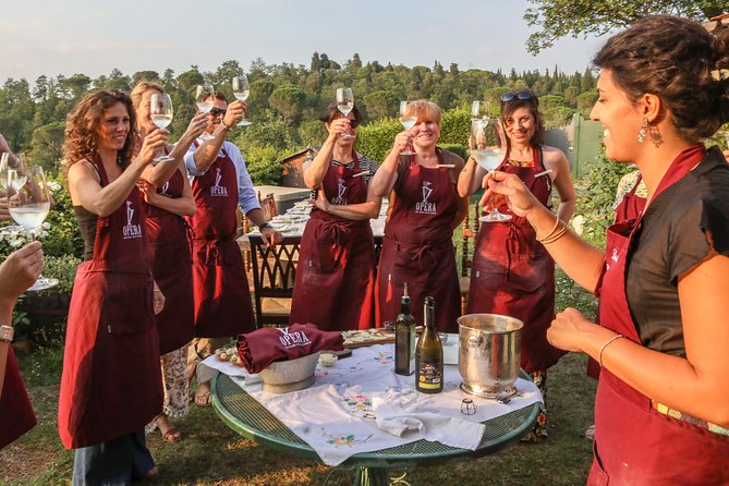 Cooking, Dinner & Live Opera in the countryside - Key points at a glance