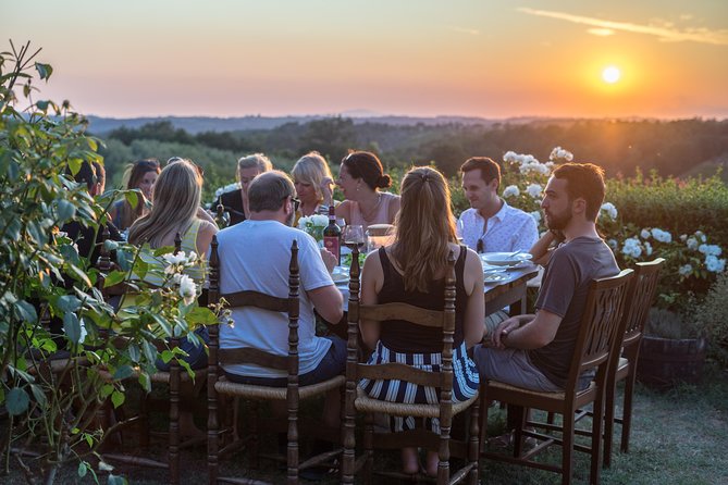Cooking, Dinner & Live Opera in the countryside - Picking herbs and vegetables in the garden