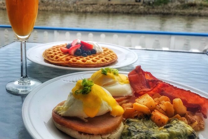 Creole Queen Weekend Jazz Brunch Cruise on the Mississippi River - A relaxing pace, with a few limits