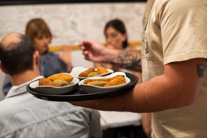 Devour Lisbon Food & Fado Tour Mouraria & Alfama Neighbourhoods - Nine tastings and three drinks instead of a snack crawl