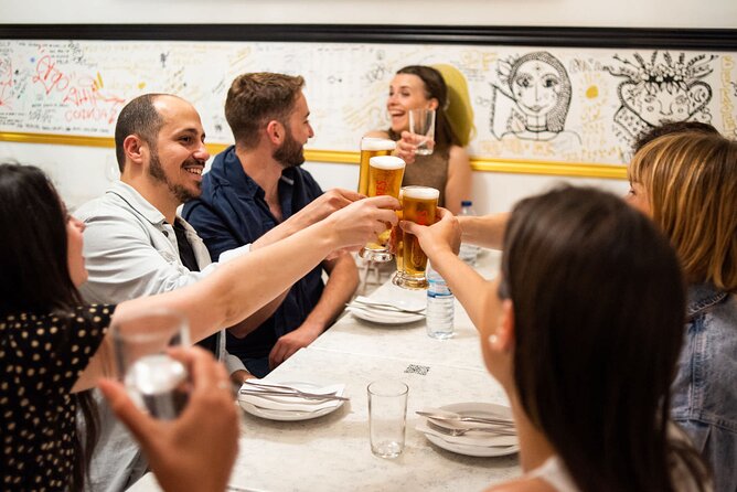 Devour Lisbon Food & Fado Tour Mouraria & Alfama Neighbourhoods - The live fado performance