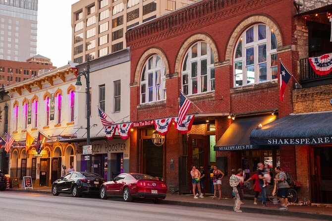 Downtown Austin Live Music Pub Crawl - San Jac Saloon shifts the mood toward country