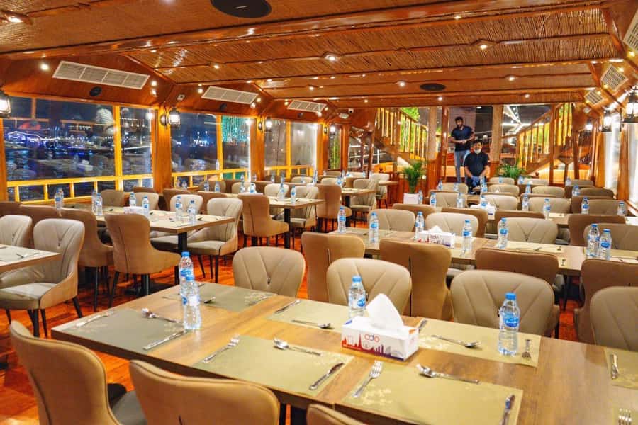 Dubai: Luxury Dinner Cruise with Live Music - Old Dubai, Heritage Village, and the creek views