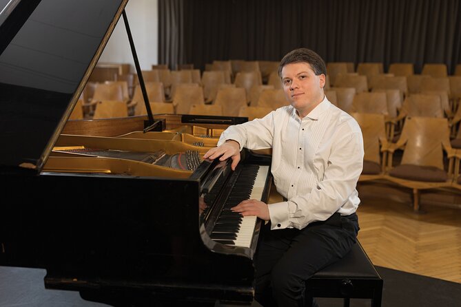 Everyday Chopin Concert at 7 PM with candlelight by the Castle - How much value you get for $29.02
