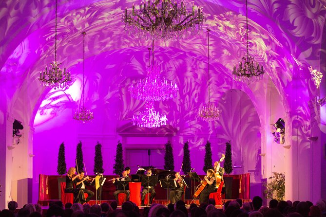 Exclusive Evening at Schönbrunn Palace: After-Hours Audiotour, Dinner, Concert - Comfort, dress, and practical details